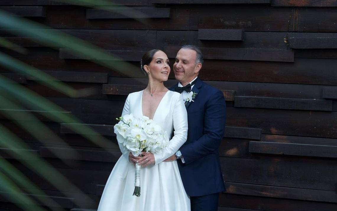 Sharis Cid marries businessman Pedro Canavati in an elegant wedding